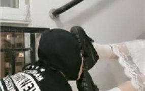 【颜颜sama】母畜-楼道皮鞋白袜调/踩踏-袜子塞嘴