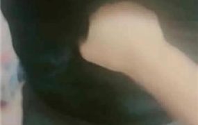 【叶子天津】高跟超重度踩踏狗肚子【完整版】