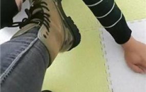 【广东迪迪】跪舔短靴白袜裸足【双视角版】