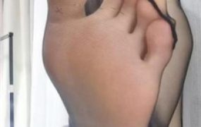 【木又】模特S-黑丝高跟诱惑舔-踩踏