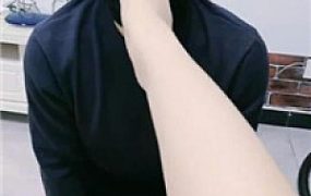 【临沂小妈】狗儿子跪舔长靴臭袜