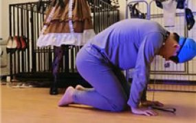 【诗琪】洛丽塔狗笼圈养继父虐