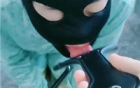 【慕田夫妻】圈养家奴伺候恋足调