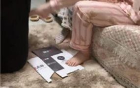 【学生双主】双S-家奴跪舔裸足