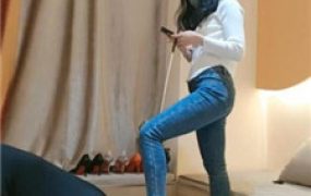 【稚惜】骑脖/藤条鞭打/舔裸足/吃圣水泡面