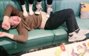 【梓S】KTV-群调S玩虐老板/骑脖/踩踏【完整版】