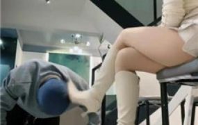 【魅儿】重度鞭打/骑马爬行/袜子塞嘴闻鞋窝/赏赐圣水