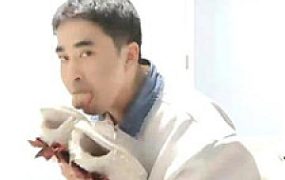 【咩咩酱】幼师S-黑丝高跟踩虐/鞭打/脚耳光【双视角版】