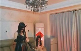 【笑笑女王】双S-藤条重度抽/臭脚丫狂舔