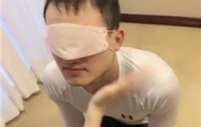 【欣然莫】雪地靴玩虐/耳光/喂食/口水/人体烟灰缸