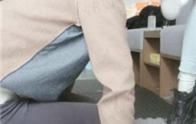 【苏州KK】白袜裸足恋足舔/坐脸窒息