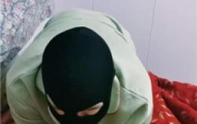 【千面】跪舔原味裸足