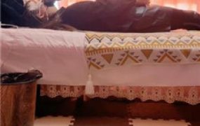 【佳琪女王】护士特殊治疗-酸臭丝袜气味辱