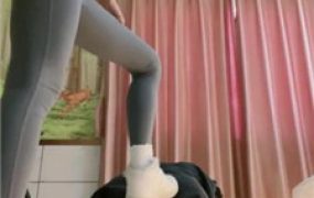 【柔儿公主】健身女神S-重度踢踹虐杀/喂口水