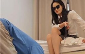 【上头姐妹】鞋底清理器/踩狗爪/耳光/舔黑船袜