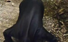 【上头姐妹】户外遇到猥琐男强制吃鞋底