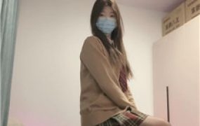 【樱子大人】JK学院S-黑丝皮鞋白袜虐-耳光踩踏