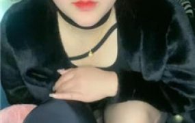 【桃雾】迷恋姐姐的黑丝美腿