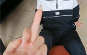 【奶味小仙女】剧情虐母畜-帆布鞋及膝袜虐废