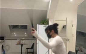 【黛帝】健身教练是狗奴-狗链遛狗/鞭打/高跟玉足恋足舔