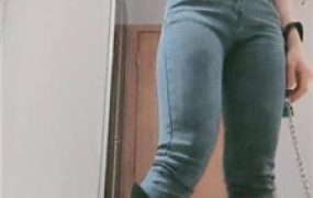 【妮蔻】长靴脚下踩虐/胯下辱/闻臭脚臭脚丫/插嘴