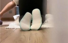 【汐言】舔脏长靴/闻原味肉丝/裸足踩脸