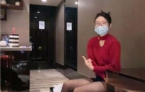 【jenn】踩踏狗爪/耳光/转胯/黑丝脚狂舔