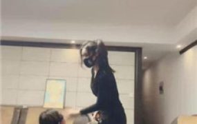 【妆主大大】必看-带真实素人玩母狗初体验