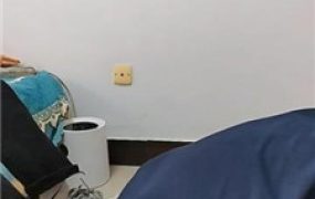 【悦主大大】运动后舔脏鞋白袜/踩踏喂食/插嘴