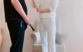 【美娜格格】高跟跺头/踩手磕头/腿绞窒息/骑马耳光/深喉