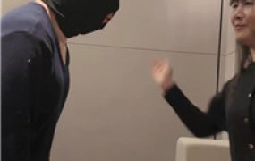 【赵奈奈】品尝主人红高跟肉丝jio/骑马/踩踏喂食