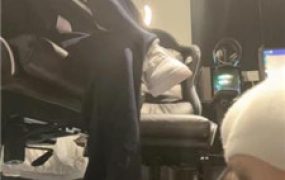 【阿月大王】学生服诱惑-空军一号/棉袜辱老师狗/清理脚趾缝