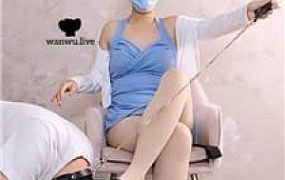 【桃桃樱】强制圣水磕头10000次/内裤套头【双视角】 JS240709-21