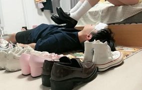 【supp】换多双脏鞋全体重踩踏 bf42809