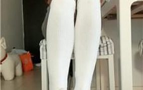 【苒溪】健身后白袜脚踩地毯狗【完整版】 JS240714-7