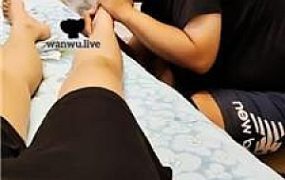 【上海汤圆】裸足全体重踩踏/下跪伺候 JS240729-10