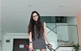 【皮皮】重度鞭打/转胯遛狗/高跟黑丝踩