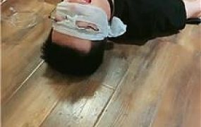 【桃桃樱】高跟踩踏/圣水淋浴/虐乳/鞭打吃厕纸 JS240803-14