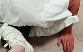 【优优】骑马骑脖/跪舔小白鞋原味白袜