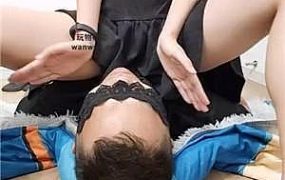 【上海汤圆】坐脸窒息/抽耳光/臭脚捂脸/内裤套头【双视角版】