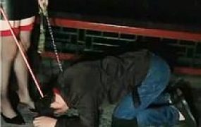 【天韵女皇】深夜户外处刑跟踪狂【双视角版】