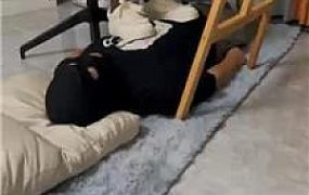 【琼菲】美术生-小白鞋无意识踩脚垫 JS240810-9