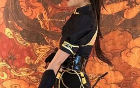 『红颜榜』小亿全体重踩脸 脚耳光 脚深喉 虐乳虐舌 YC-240726-4