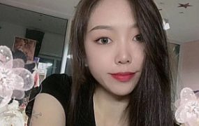 【福利贴】素人女大学生第一视角跳踩 YC-240717-2