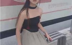 【狗哥】实录-公交站台开发皮鞋黑袜小姐姐 JS240819-23