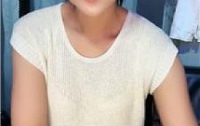 【红焱】直播小姐姐无意识踩地毯奴 JS240830-9