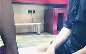 【长沙小雪】黑丝高跟踩虐地毯奴 JS240825-6