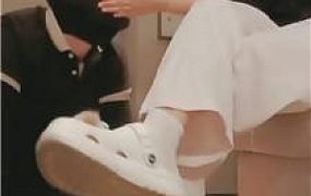 【陌初】骑脖/揪耳朵/抽耳光/拖鞋白袜虐/嘴叼鞋