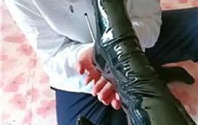 【蓝蜻蜓】跪舔脏长靴/丝袜脚虐 JS240907-6