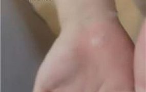 【梦梦老师】奖励家务奴受虐机会 JS240818-13